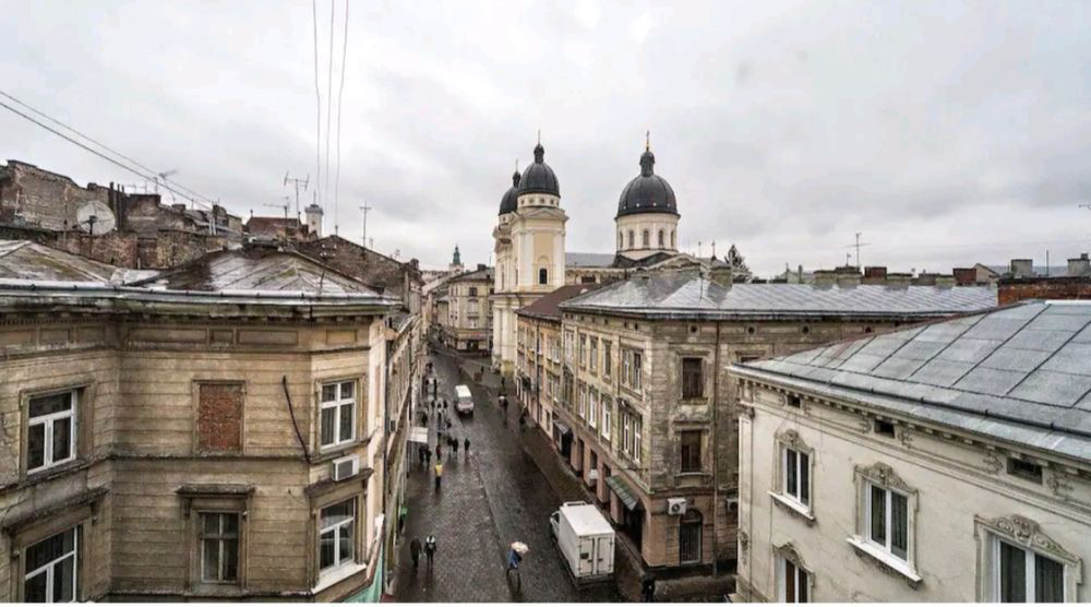 Продаж 3-кімнатної квартири Львів, вул. Краківська ( бічна площі Ринок) 30661