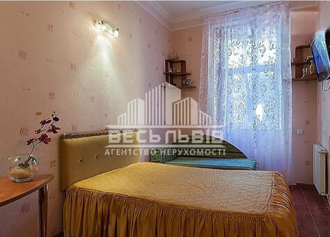 Продаж 1-кімнатна квартира в центрі Львова, вул. Кониського 32148