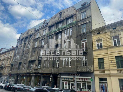 Продаж квартири в австрійському будинку Львів, вул. Словацького 24895
