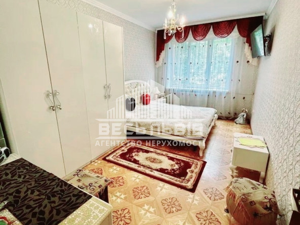 Продаж 2-кімнатна квартира Львів, вул. Марка Вовчка 33012