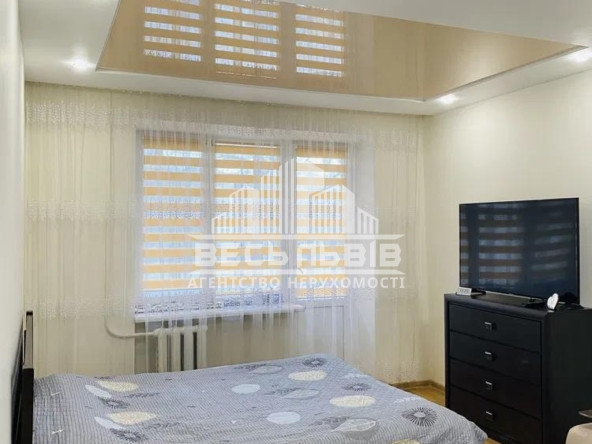 Продаж 1-кімнатна квартира з якісним ремонтом вул. Петлюри 34197