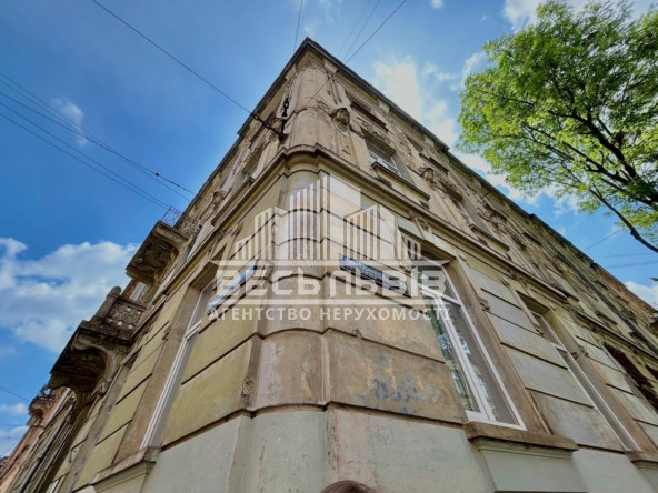 Продаж 3-кімнатної квартири в австрійському будинку Львів, вул. Вітовського (Турецька) 36001