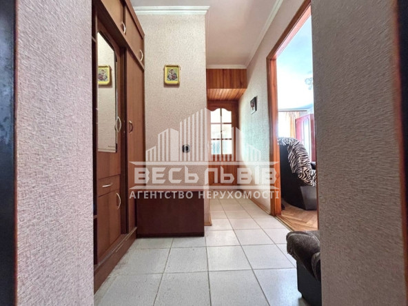 Продаж 1-кімнатна квартира з ремонтом Львів вул. Пасічна (Лисеницька) 35836
