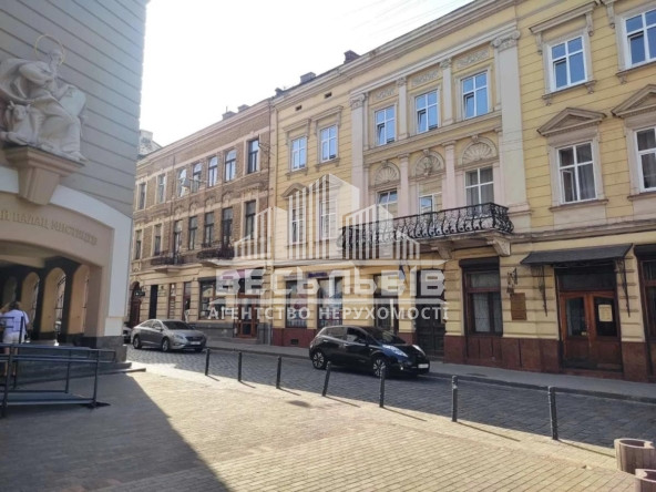 Продаж 2-кімнатна квартира вул. Коперника, Львів 36040