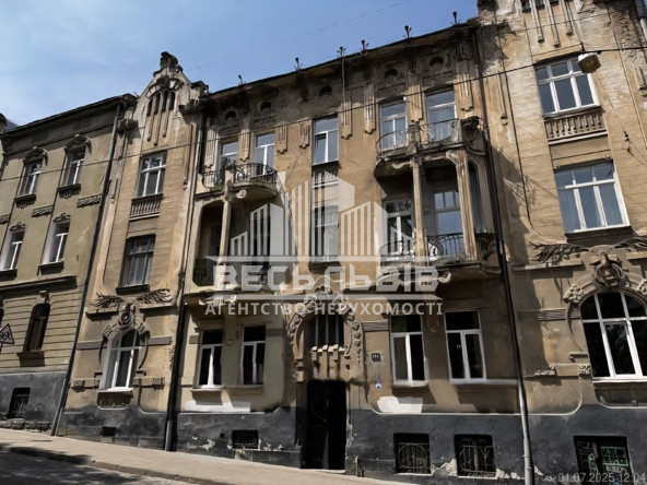 Продаж 3-кімнатна квартира вул. Івана Франка 36001