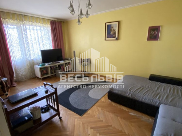 Продаж 4-кімнатна квартири вул. Шеченка, Рясне-1 36655