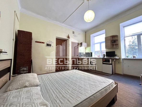 Продаж квартира-студія Львів вул. Пекарська ( Медуніверситет) 37636