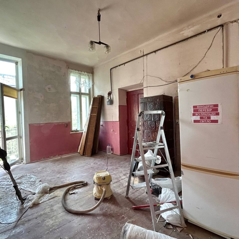 Продаж 2-кімнатна квартира вул. Івана Франка 38838