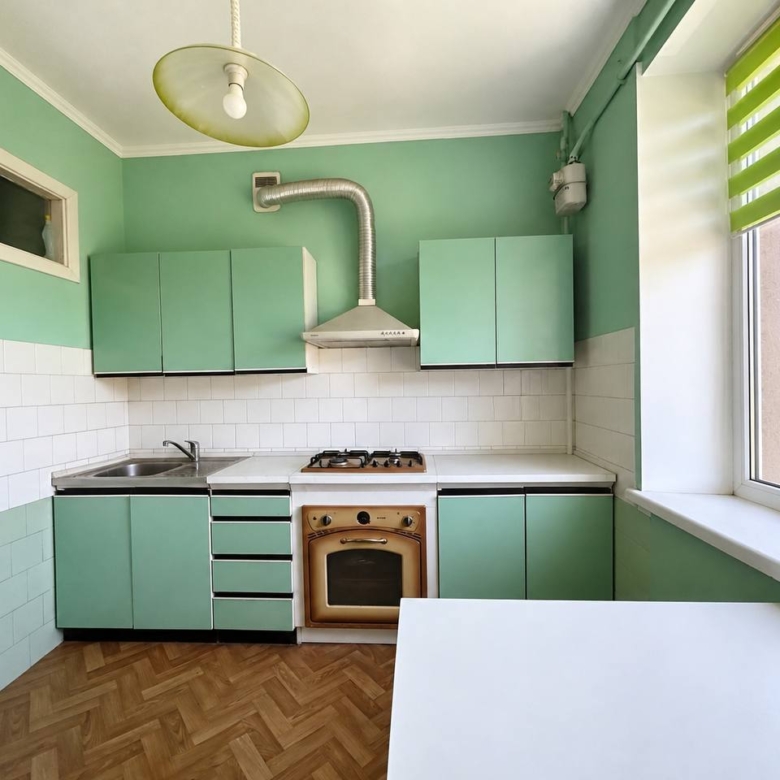 Продається 3-кімнатна квартира на Погулянці, вул. Ольжича 38279