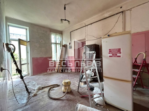 Продаж 2-кімнатна квартира вул. Івана Франка 38838