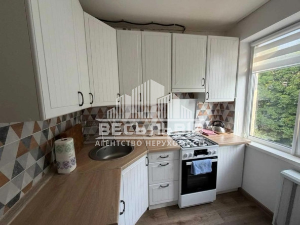 Продаж 2-кімнатна квартира Львів, вул. Наукова 39019